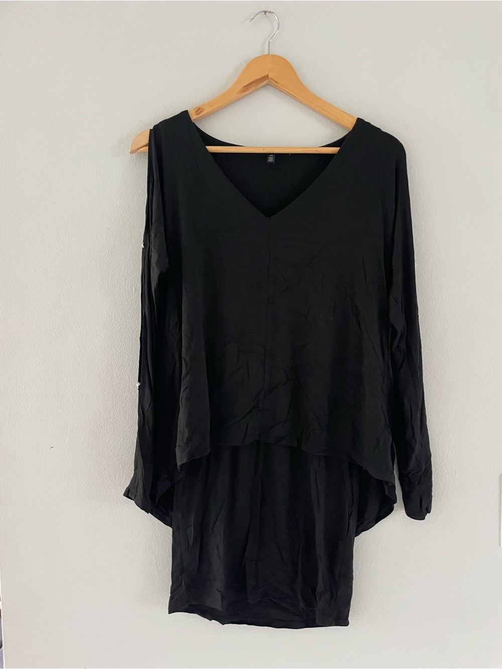 White House Black Market Black V-Neck Tunic Top XS